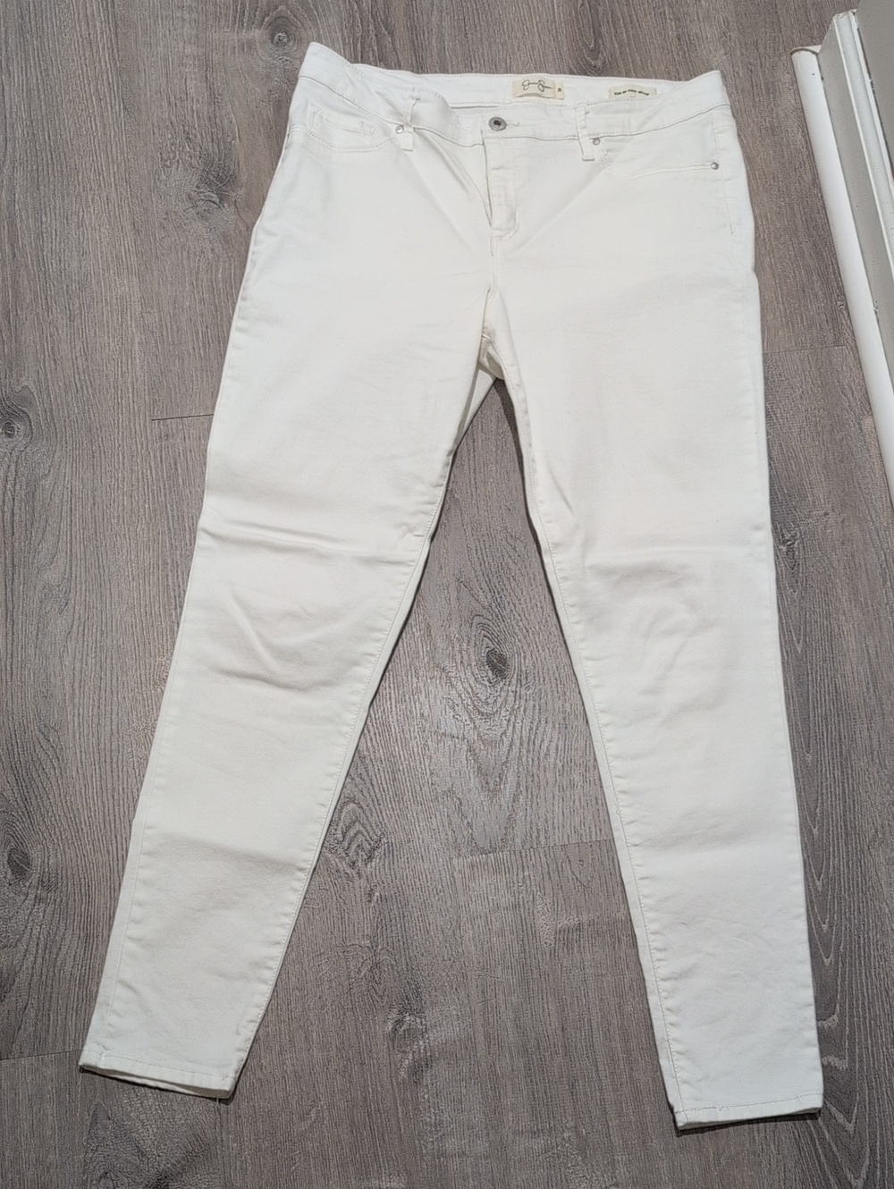Jessica Simpson White Kiss Me Super Skinny Stretch Jeans